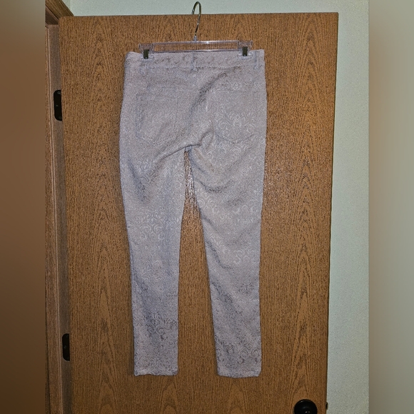 Eric Pants - Picture 6 of 8